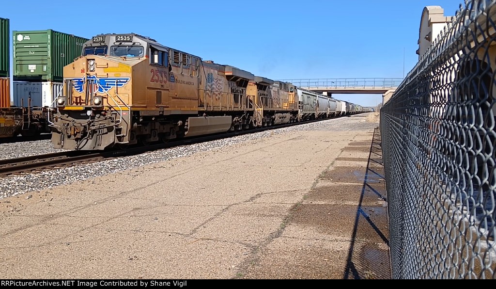 UP 2535